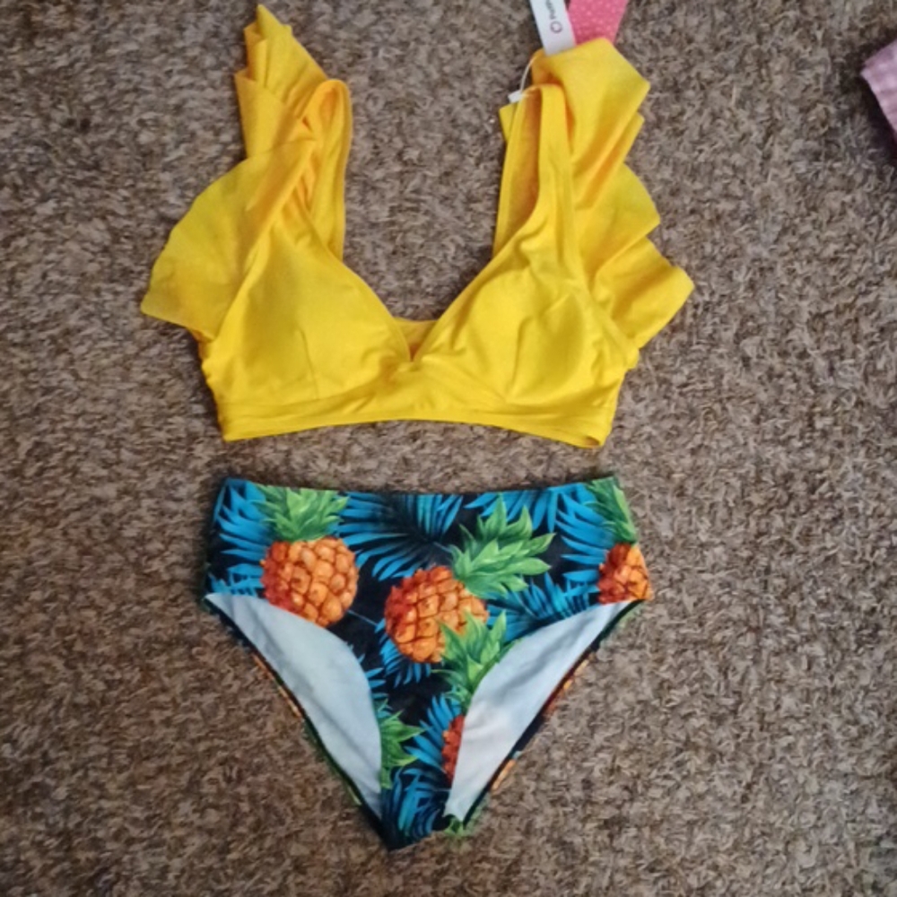2 piece swim suit
